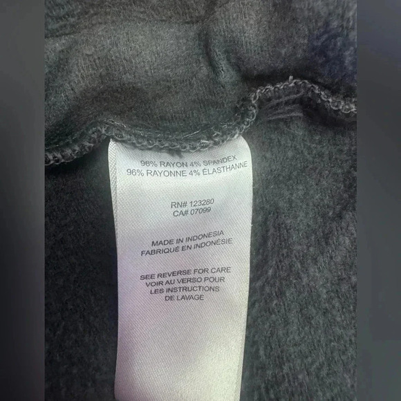 Travis Mathew Men's Networking Mood Indigo Quarter Zip Size L - Picture 13 of 14